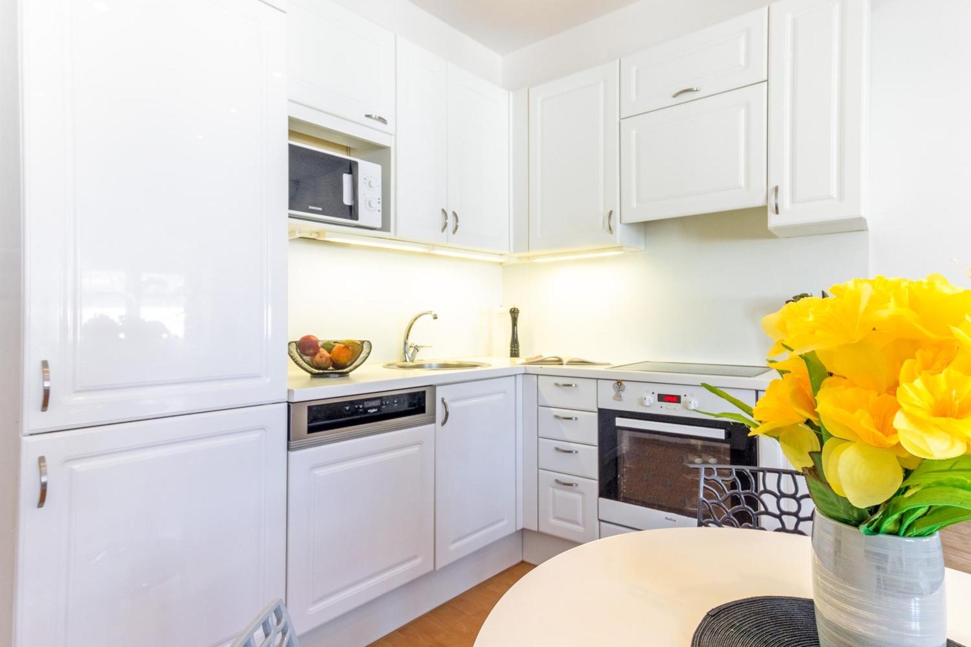 Gorgeous City Center Apartment In Bratislava With Free Parking Exterior foto